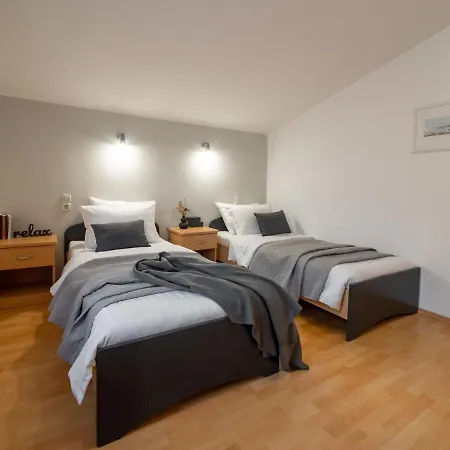 Antonio Apartment