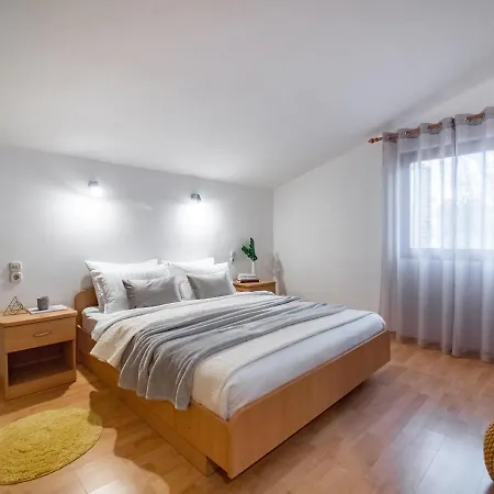Antonio Apartment *