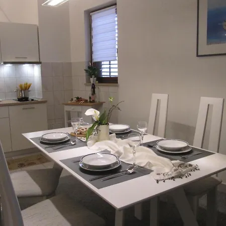 Antonio Apartment *