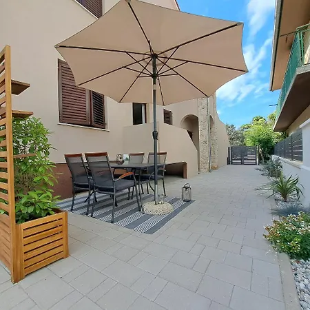 Antonio Apartment *